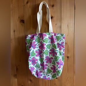 Jana Lam for Maikai Hibiscus Monstera Tote